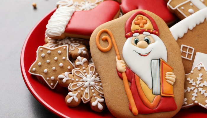 Der Nikolaus kommt ins Mittendrin! angebote emja 