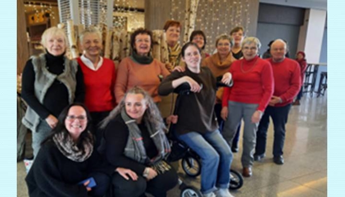 Zwei Stunden schnuppern im Secondhandladen „Kinder des Friedens“ in Eupen! angebote emja 