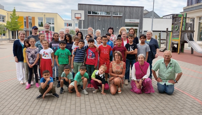 Viertelhaus Cardijn sucht Schnupperkandidaten für die Hausaufgabenschule! angebote emja 